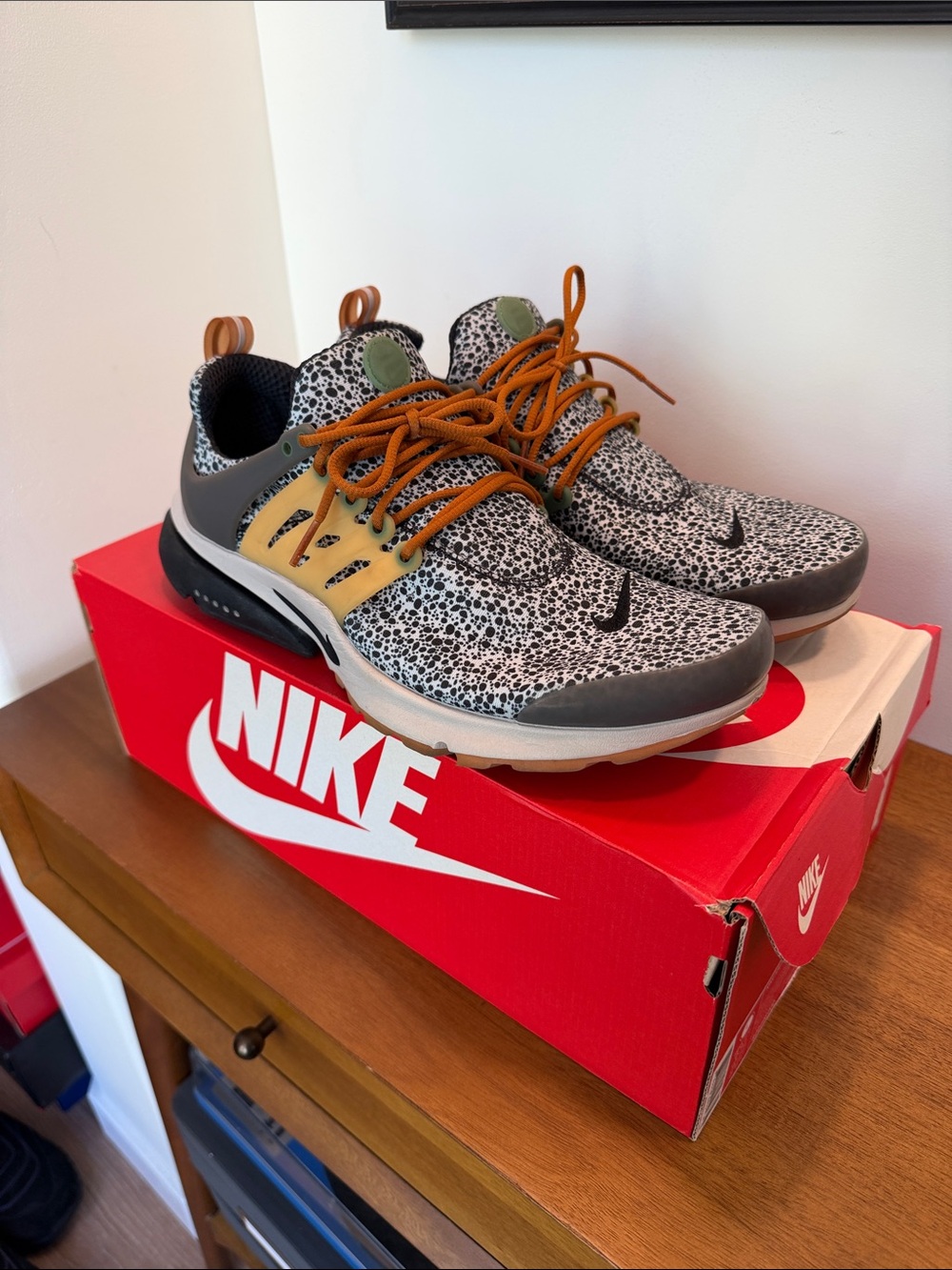 Nike Men’s Air Presto SE QS “Safari” - Large (US 11-12)
